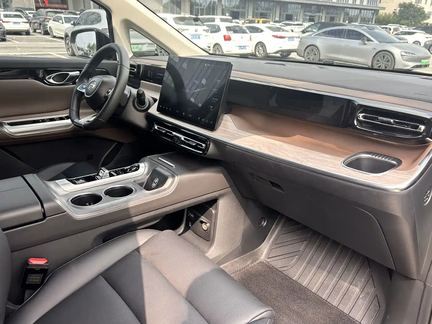 GAC Trumpchi Trumpchi E8 2025 2024 Glory Series 2.0L Glory Edition