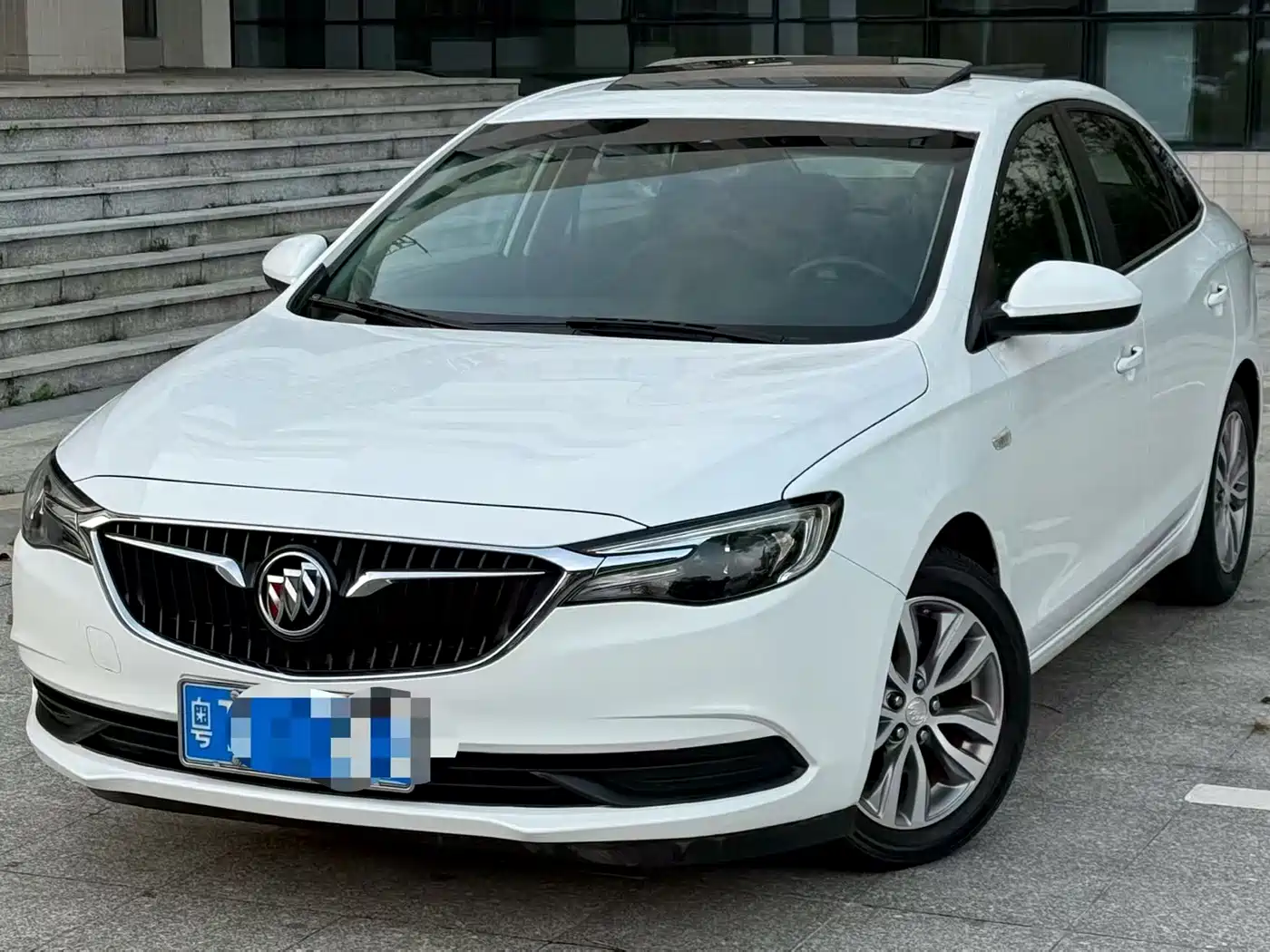 Buick Excelle 2019 18T Auto Connected Elite China VI фото 3