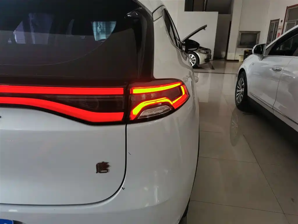 BYD TANG