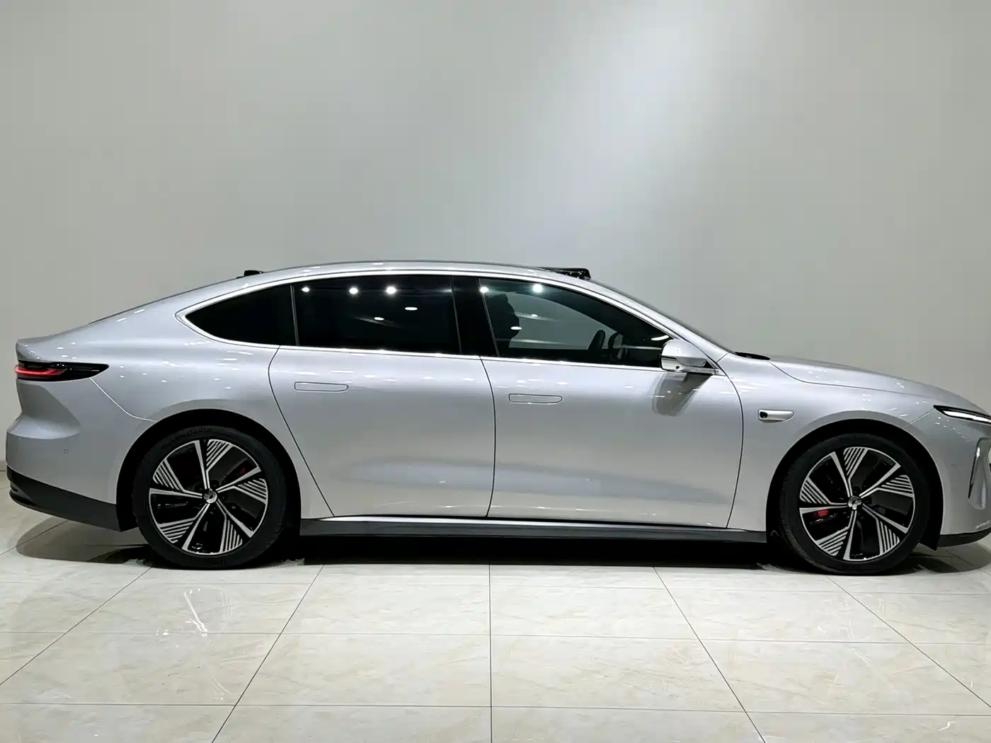 NIO ET7 2024 2023 75kWh
