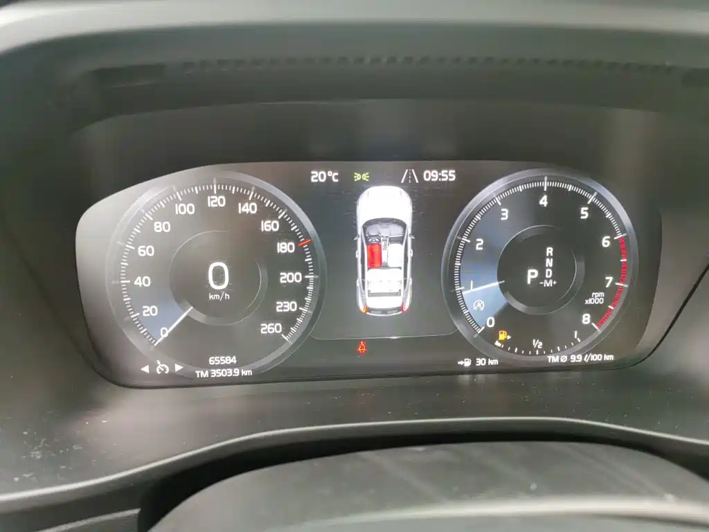 Volvo XC40 2021 2021 Model T4 AWD Smart Drive Fashion Edition