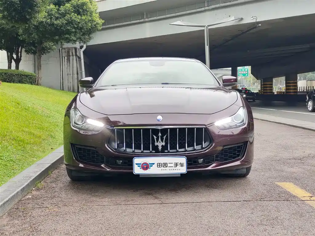 MASERATI GHIBLI