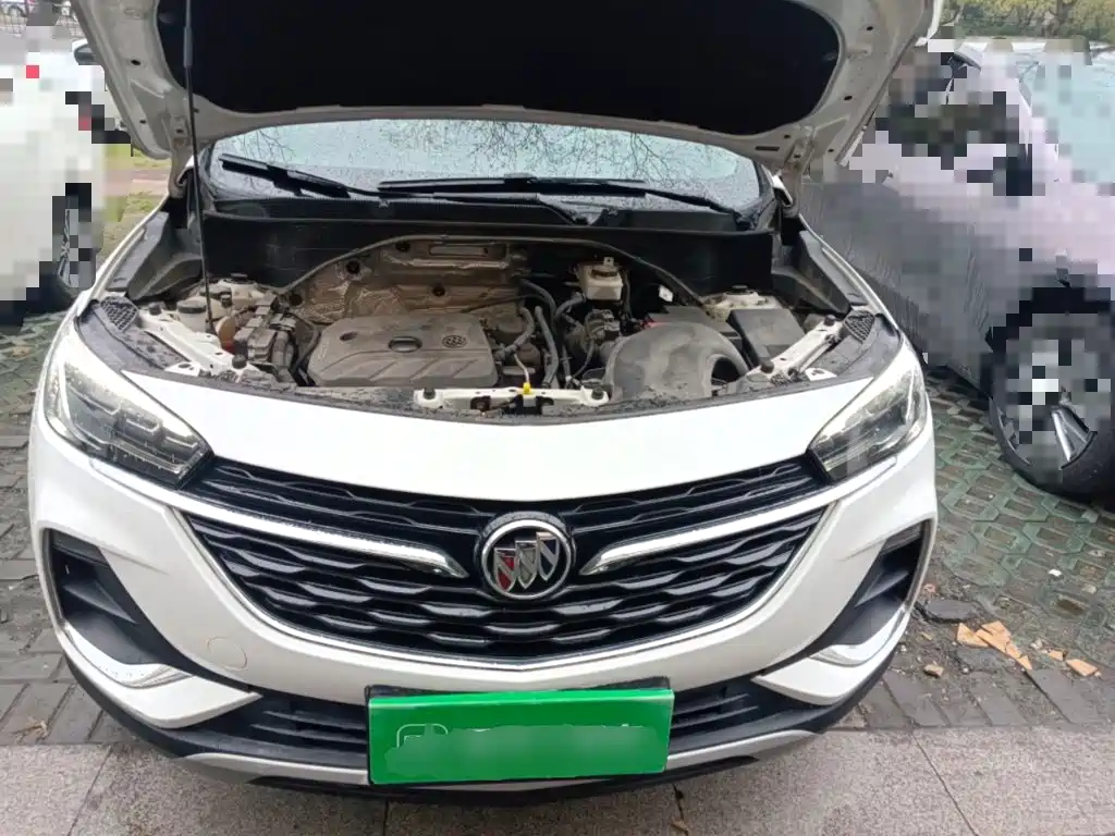 Photo 11 - Buick Encore GX