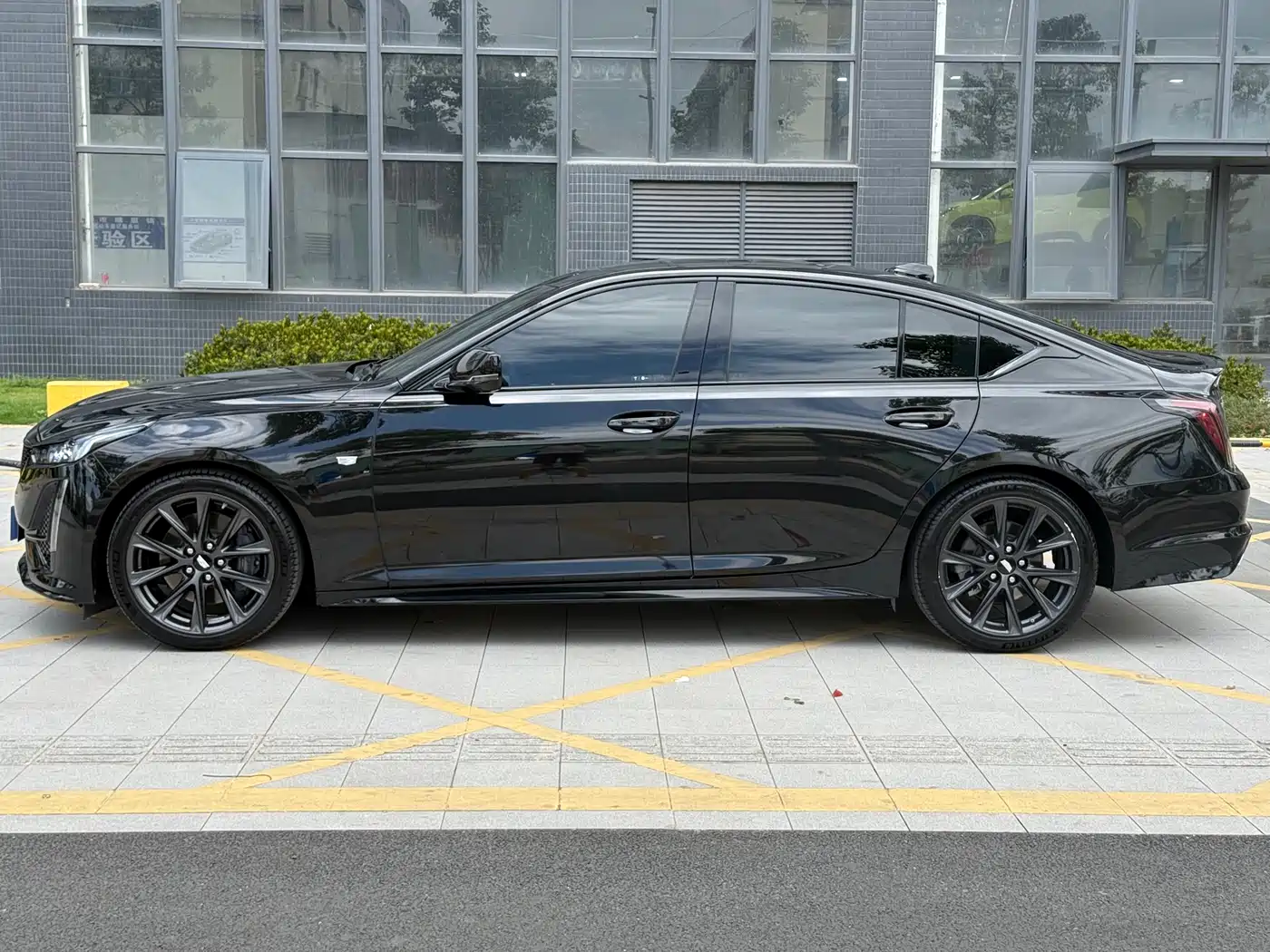 Cadillac CT5 2021 28T Platinum Sport фото 11
