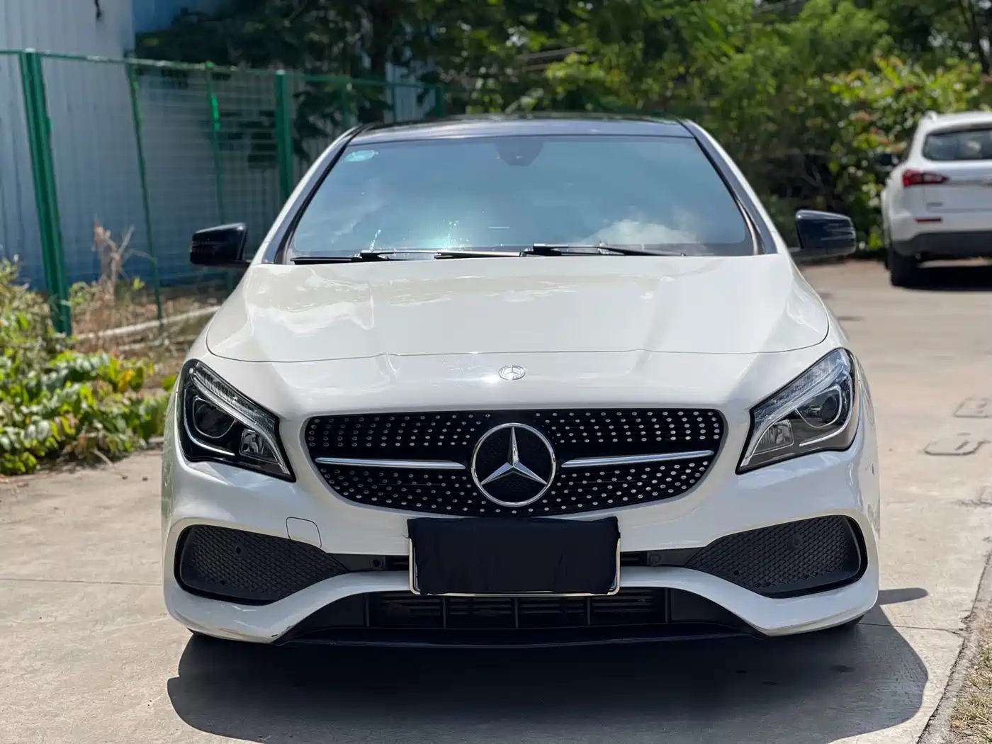 Mercedes-Benz CLA (Import) 2017 2016 CLA 220 4MATIC
