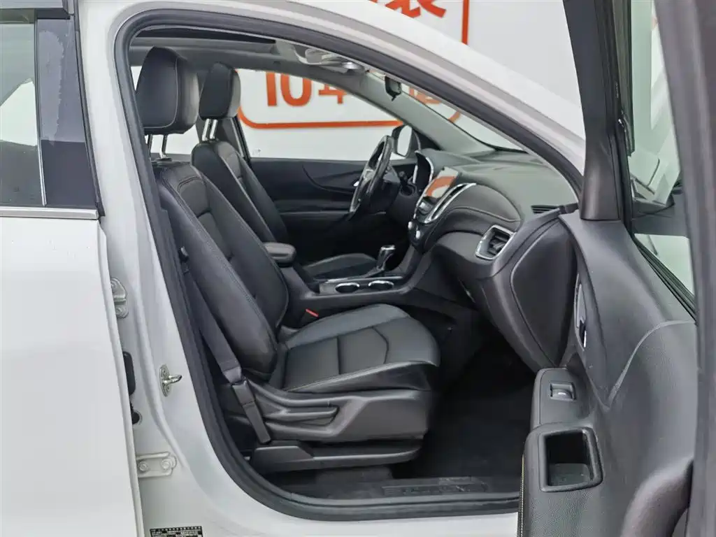 Chevrolet Equinox 2018 535T Automatic Control Edition фото 23