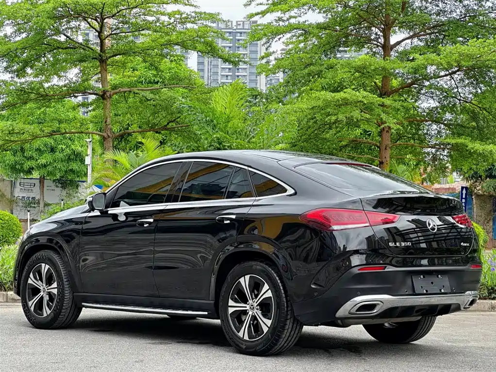 Mercedes-Benz GLE Coupe 2020 GLE 350 4MATIC Coupe SUV Fashion фото 5