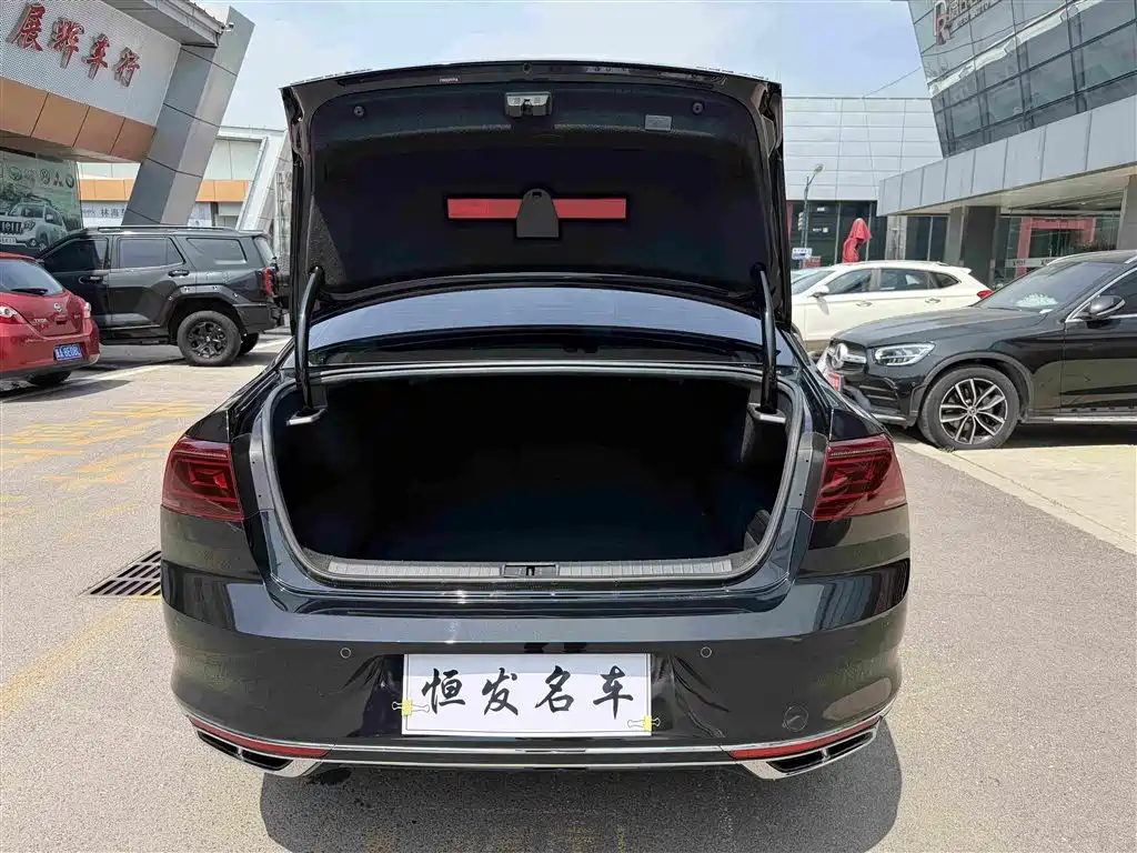 Volkswagen Magotan 2024 2023 2 Million Units Commemorative Edition 280TSI DSG Comfort