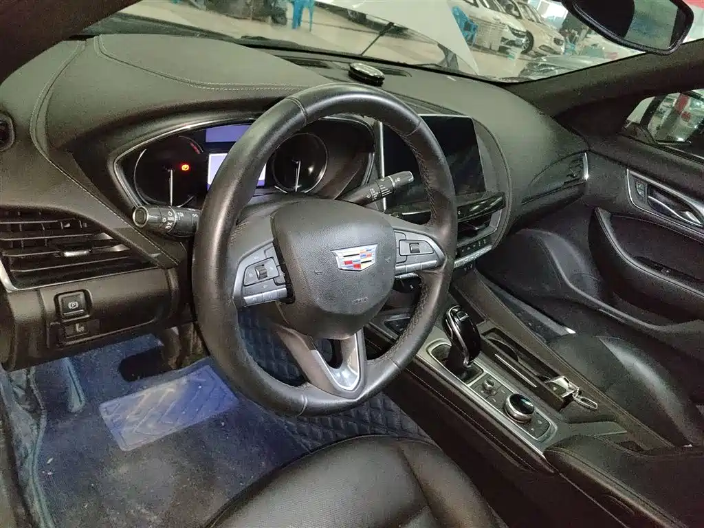 CADILLAC CT5