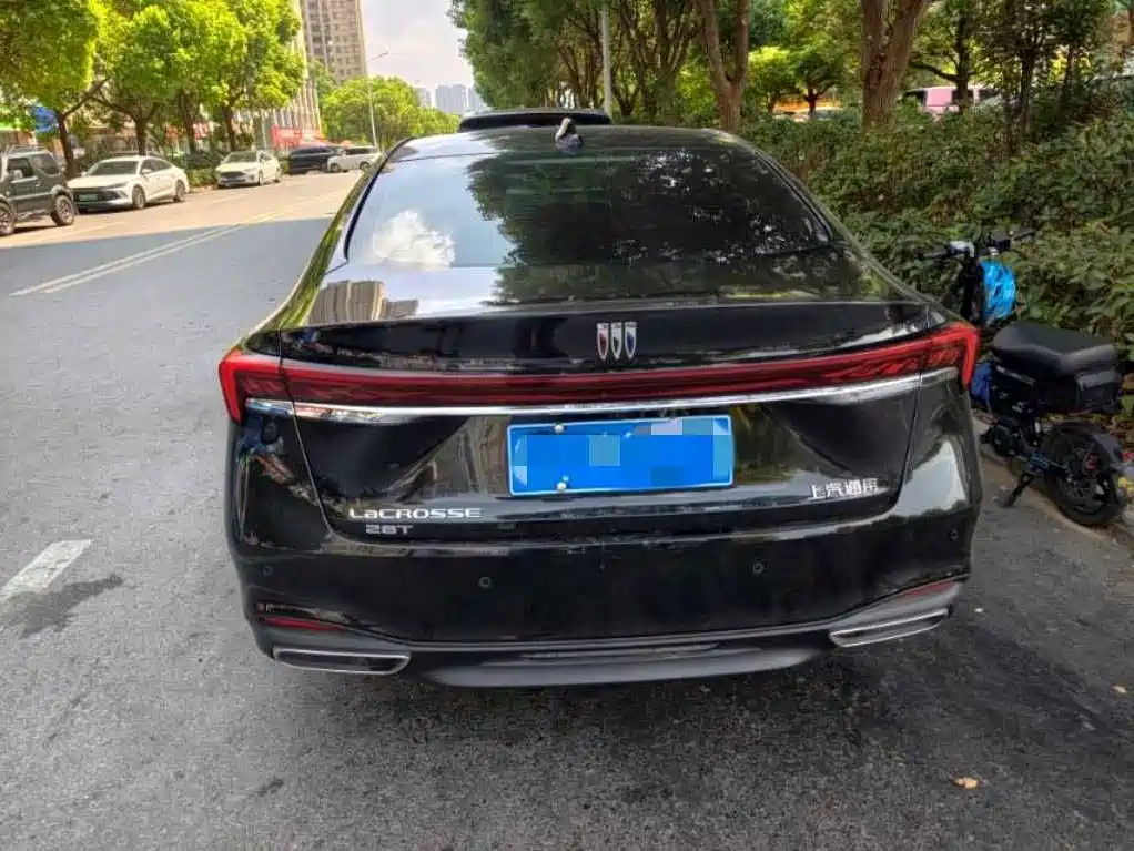 Buick LaCrosse 2025 2025 Model 28T Platinum Edition