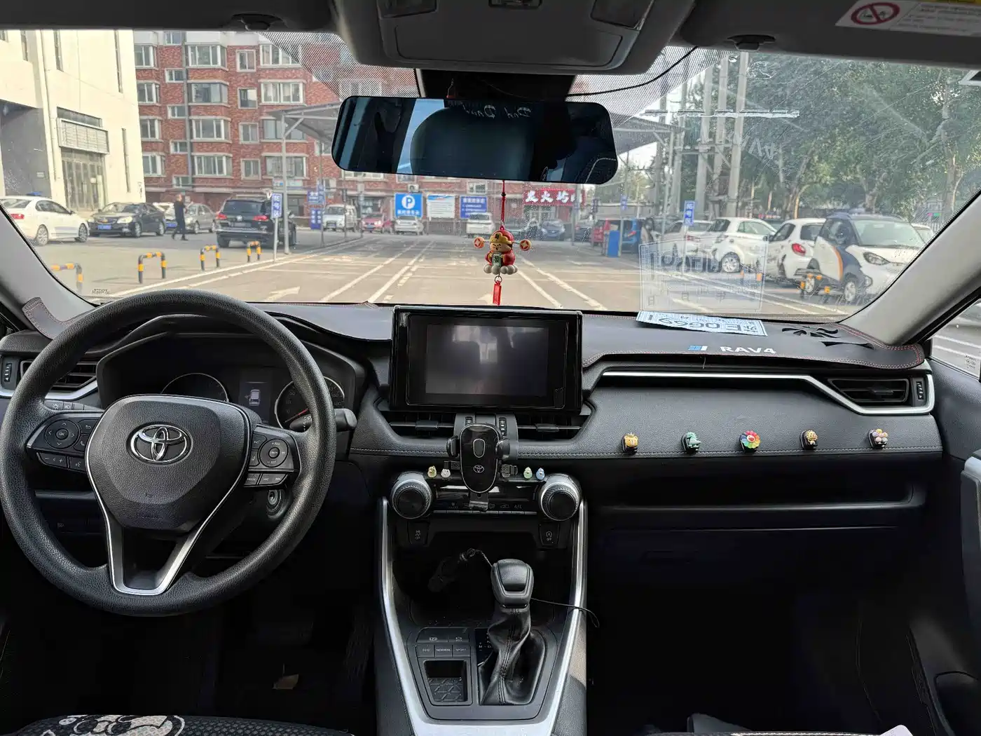 Toyota RAV4 Rongfang 2022 2.0L CVT 2WD Urban Edition фото 8