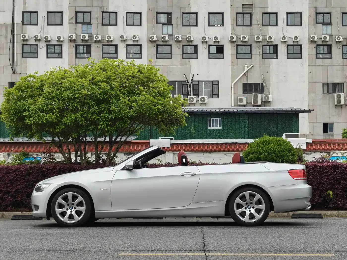 BMW 3 Series (Import) 2007 330i Convertible Coupe фото 2