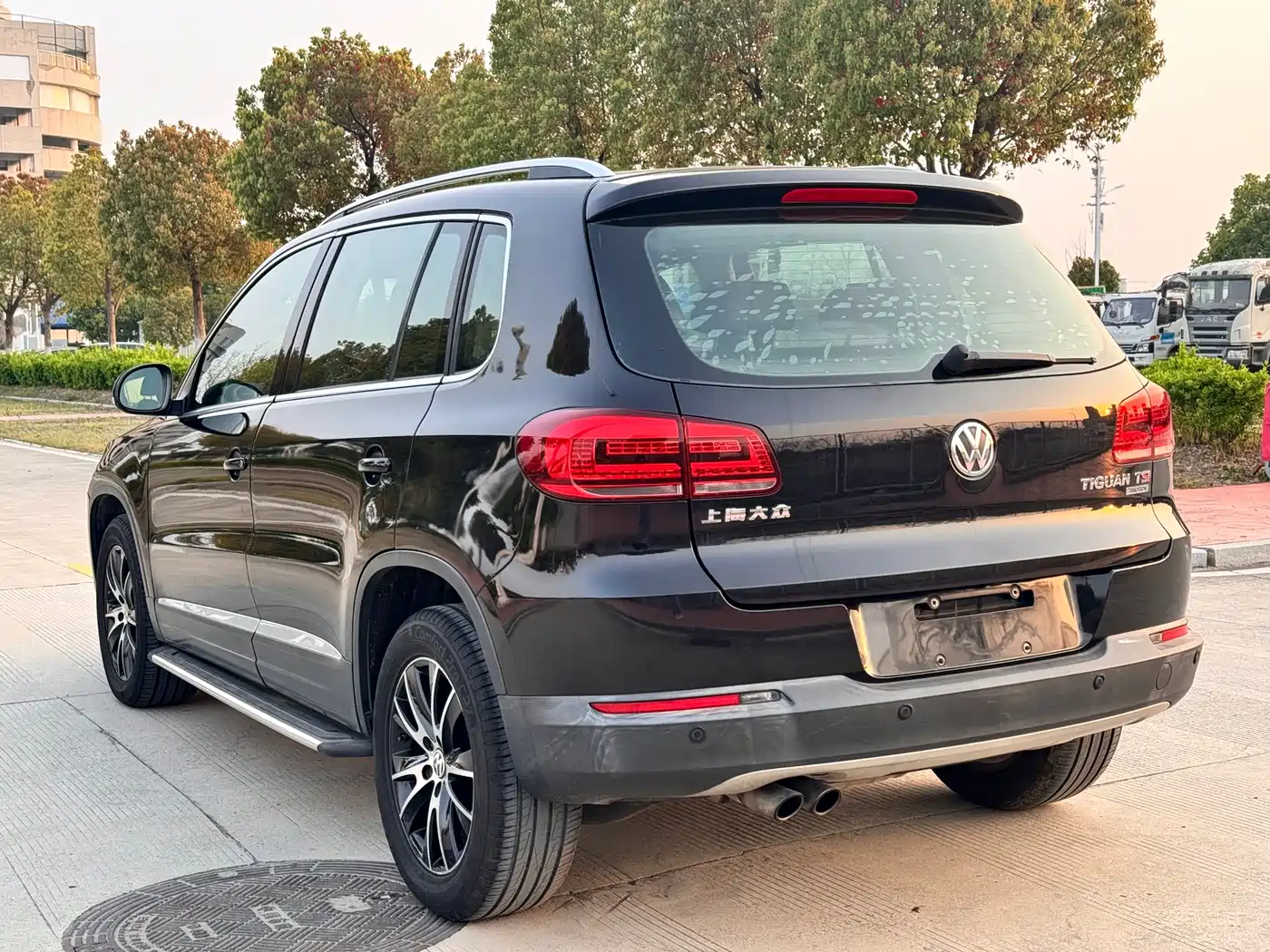 Volkswagen Tiguan 2015 1.8TSI Automatic 4WD Highline фото 7