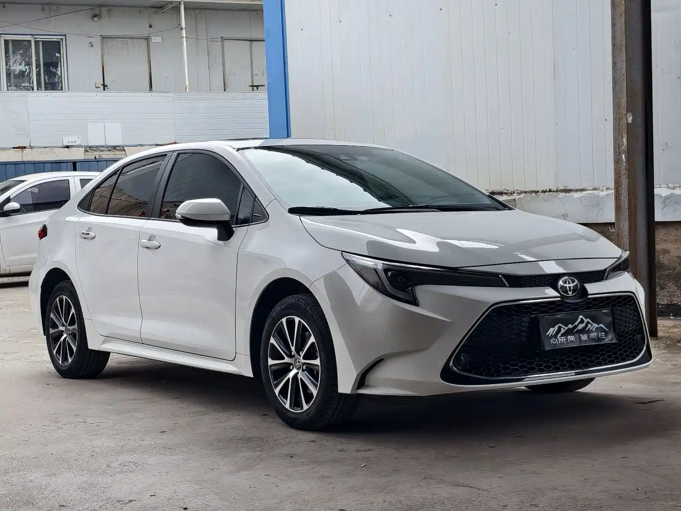 Toyota Levin 2023 185T CVT Luxury фото 3