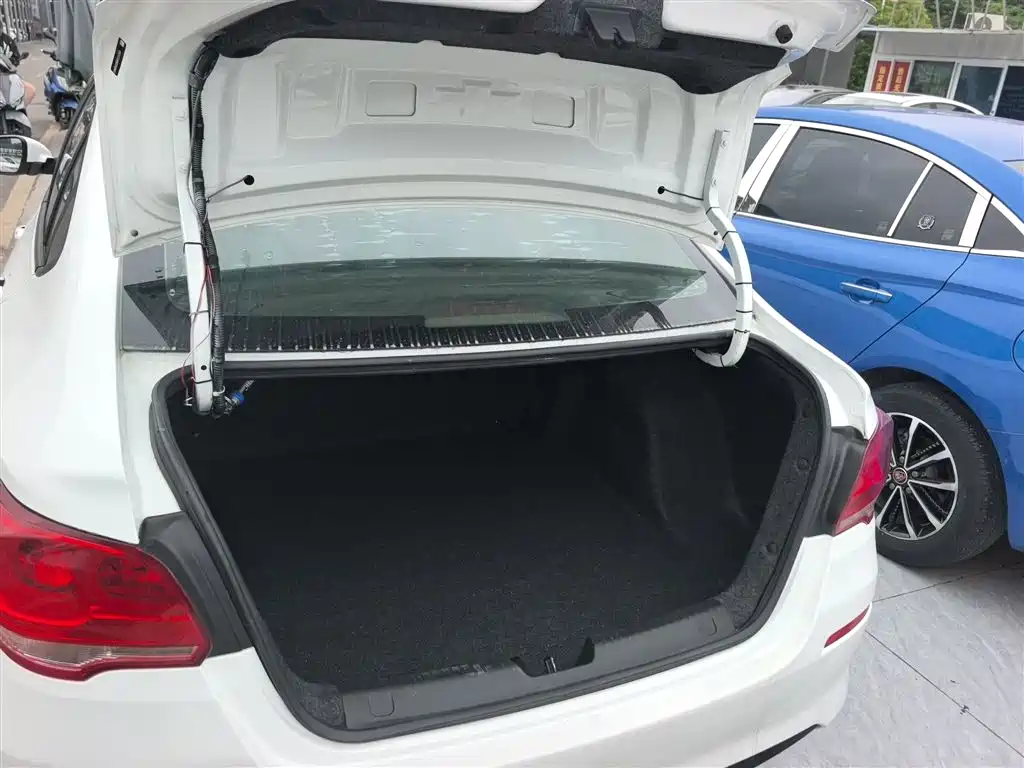 Chevrolet Cavalier 2019 320 Auto Sunroof Enjoyment Edition фото 19