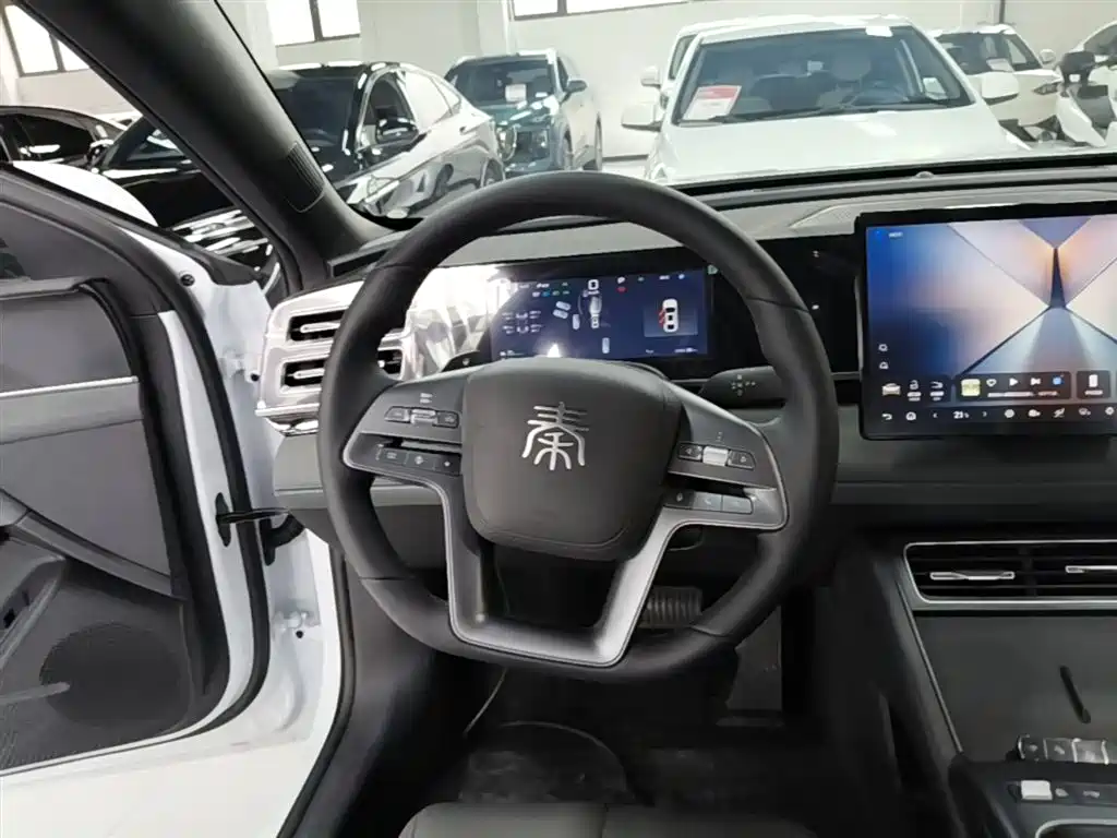 BYD Qin L 2026 Model DM-i Smart Drive Edition 128KM Pioneer фото 11