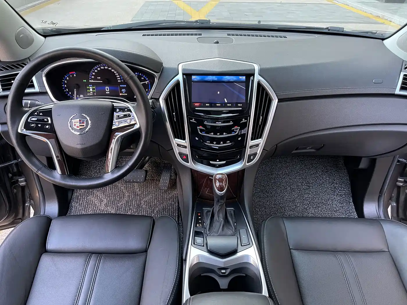 Фото 8 - Cadillac SRX