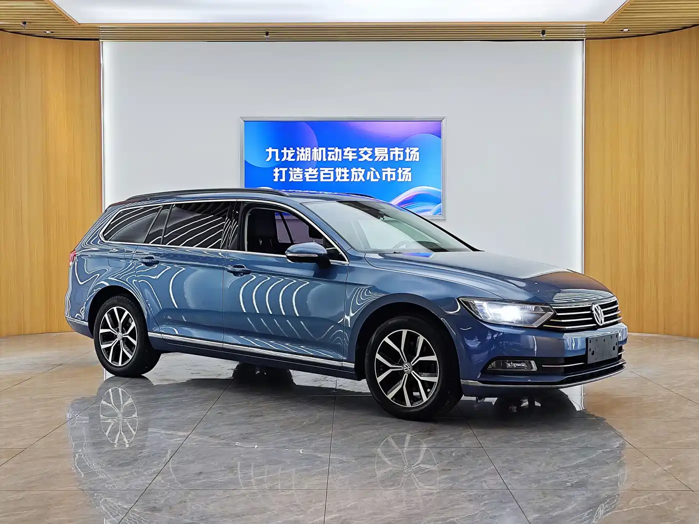 Volkswagen Weilan 2017 380TSI 2WD Comfort Edition фото 3