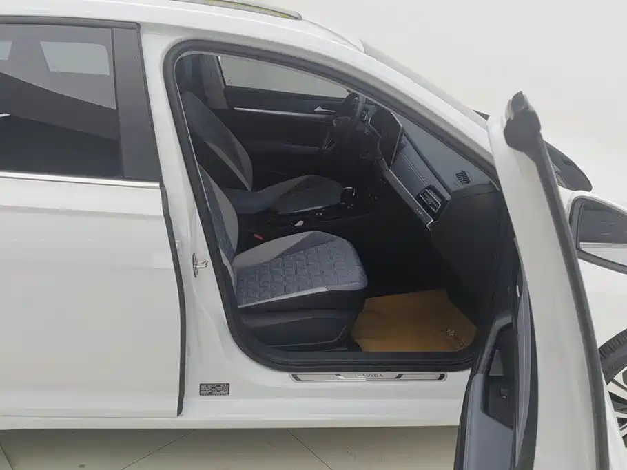 Volkswagen Lavida, миниатюра 8