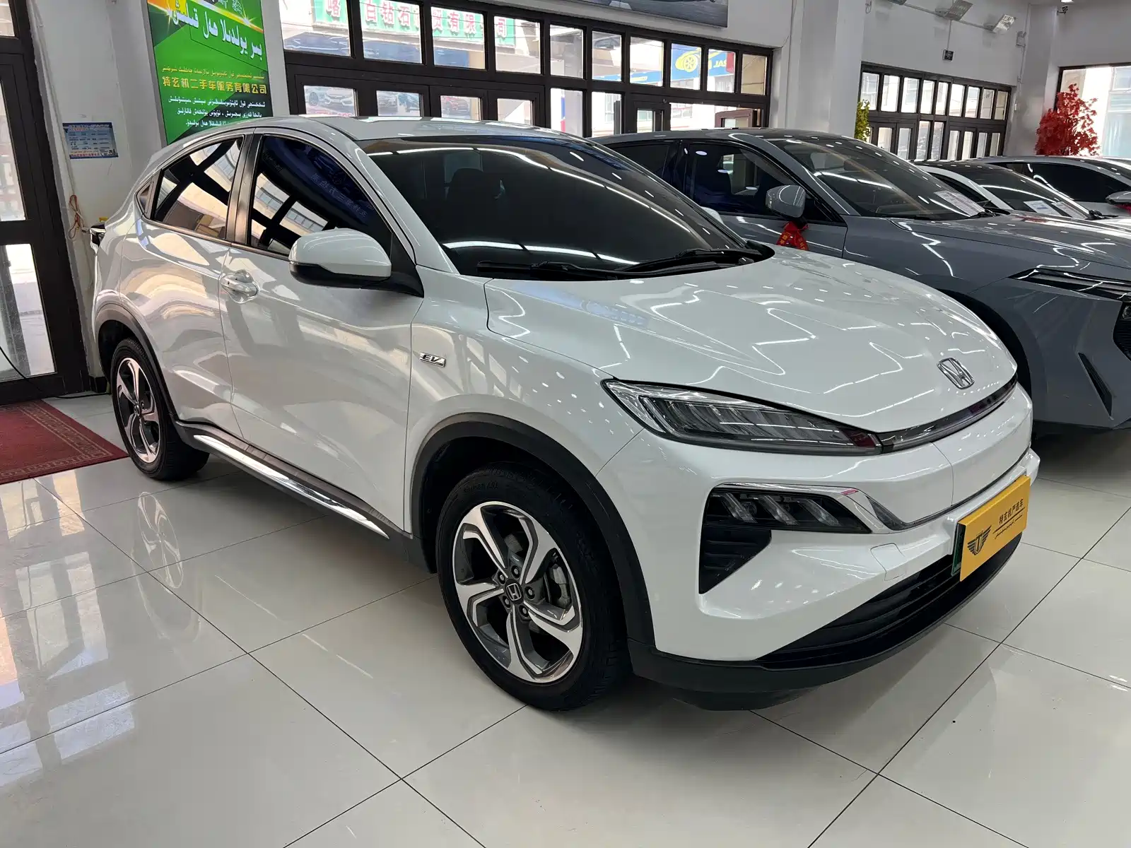 Фото 1 - CIIMO Dongfeng Honda M-NV