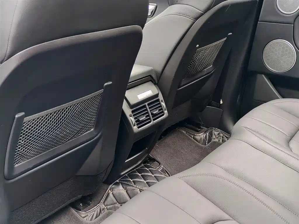 Land Rover Range Rover Evoque 2018 240PS SE Smart Edition фото 9
