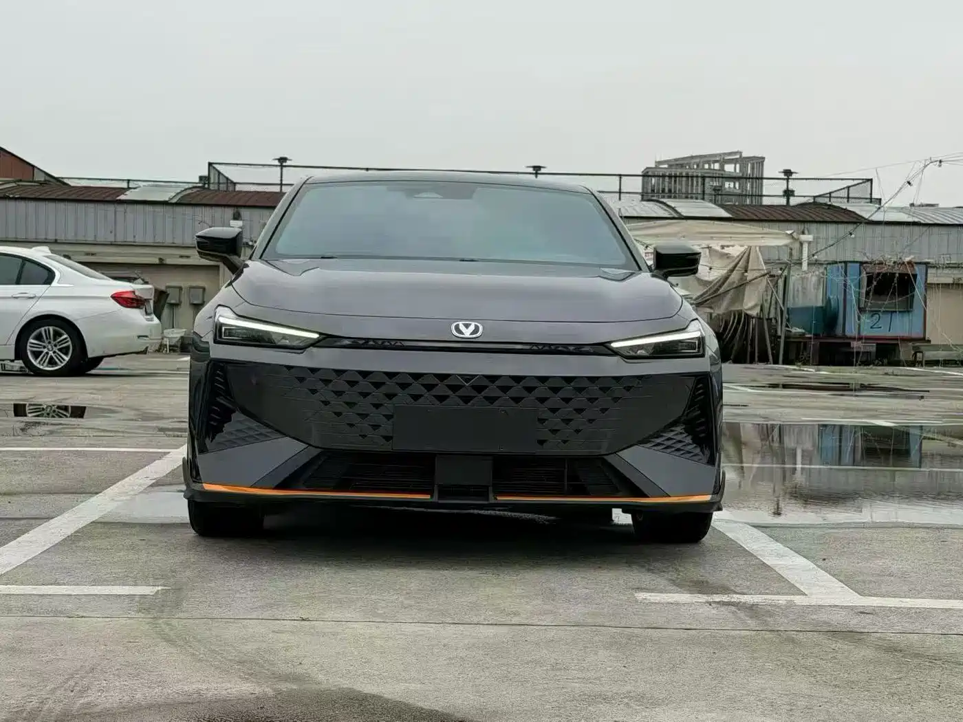 Changan UNI-V 2025 2025 1.5T 500Bar Premium Sport Model