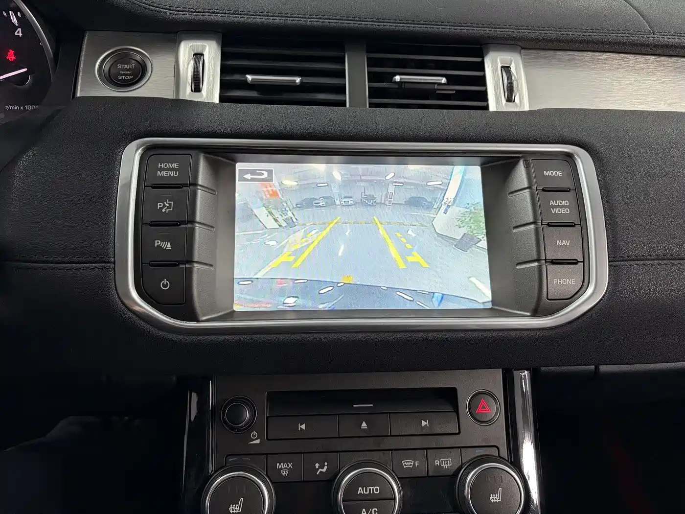 Land Rover Range Rover Evoque (Import) 2014 2.0T 5-door Brilliance Premium фото 6