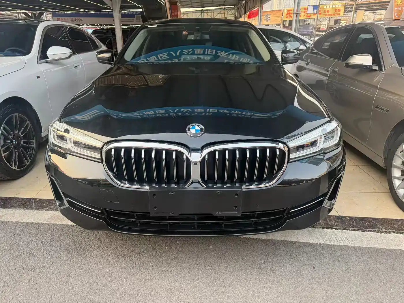 BMW 5 Series 2022 530Li Leading Luxury Package фото 2