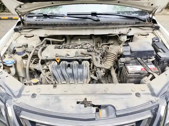 Geely Emgrand 2017 Sedan Million Edition 1.5L Manual Upward — фото 3
