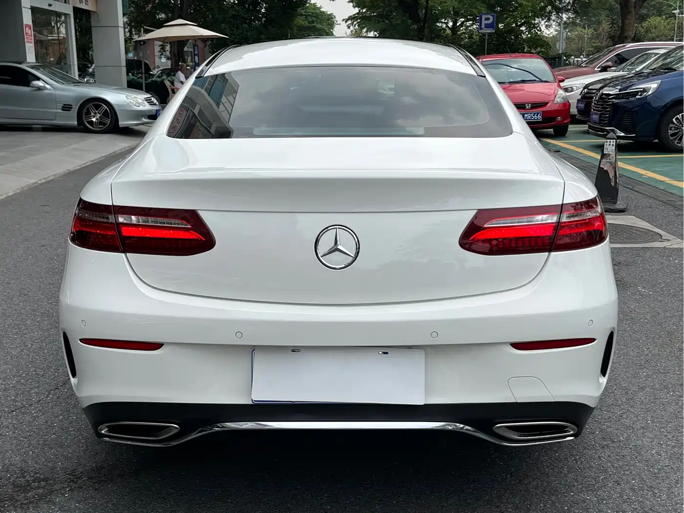 Mercedes-Benz E-Class (Import) 2017 E 200 4MATIC Coupe фото 6