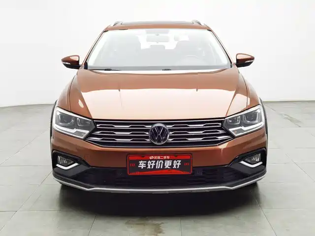 Volkswagen C-TREK 2018 230TSI DSG Luxury — фото 3