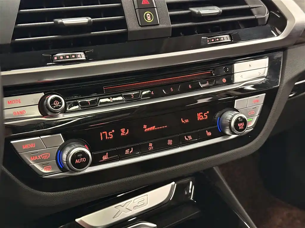 BMW X3 2019 xDrive28i Luxury Package фото 22