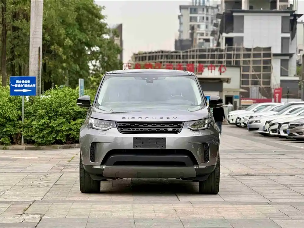 Land Rover Discovery 2017 3.0 SC V6 S фото 2