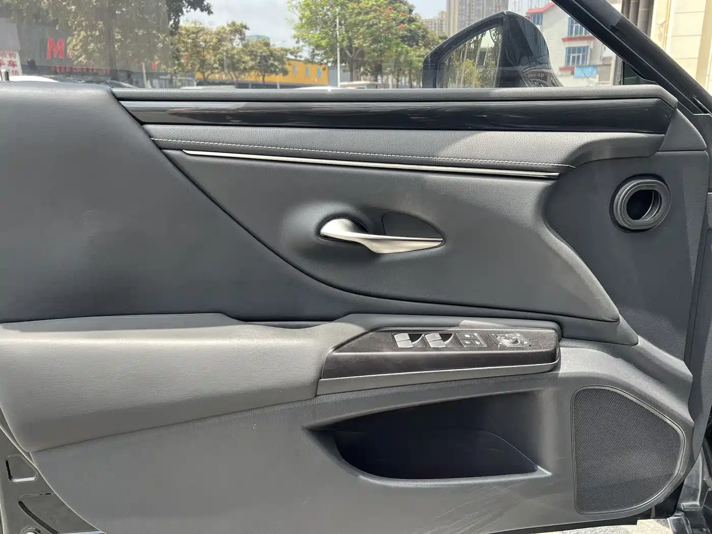 Lexus ES 2018 200 Excellence Edition China V фото 9