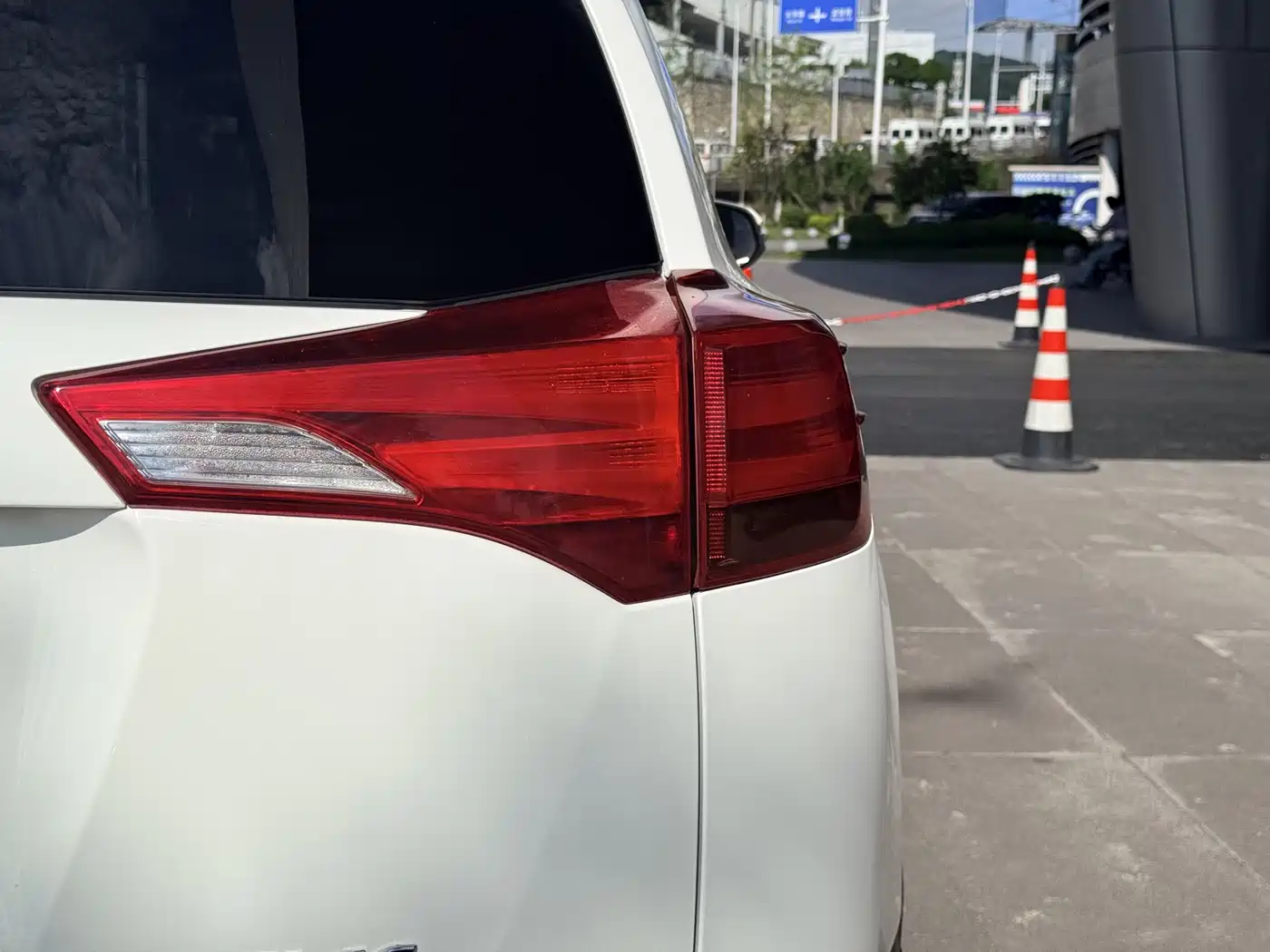 Toyota RAV4 Rongfang 2013 2.0L CVT 4WD Pioneer фото 10