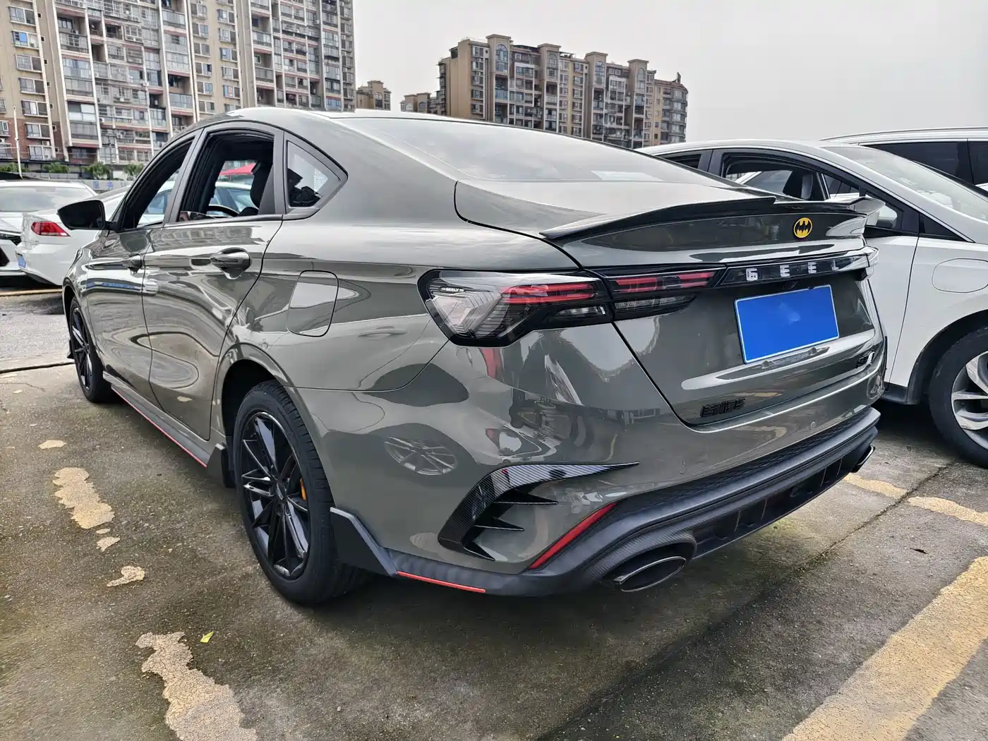 Фото 16 - Geely Binrui