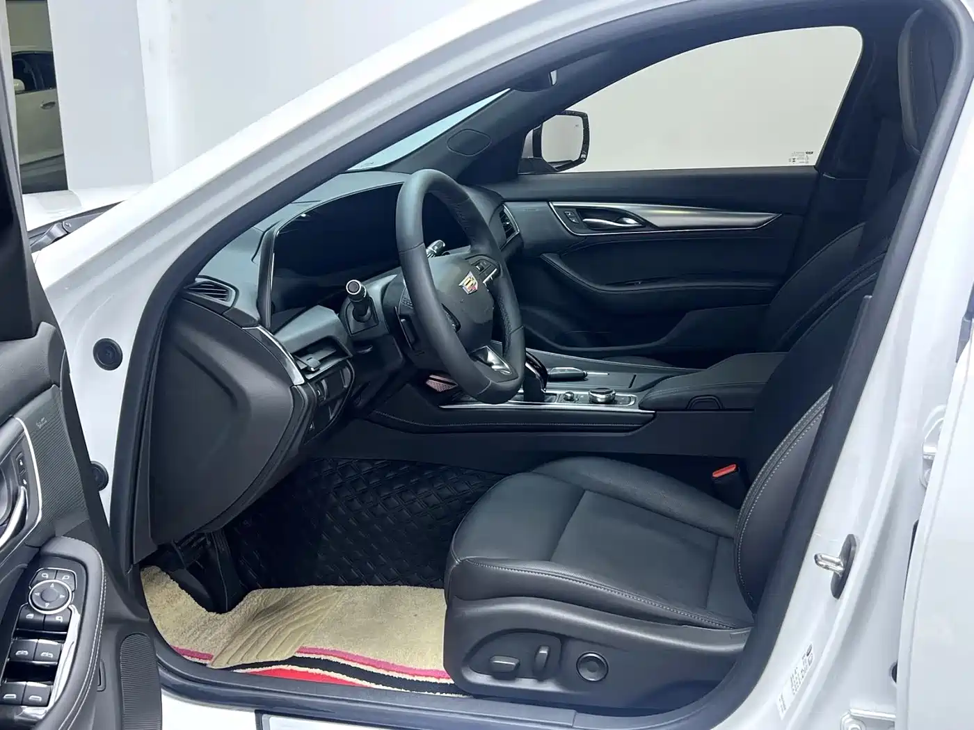 Фото 4 - Cadillac CT5