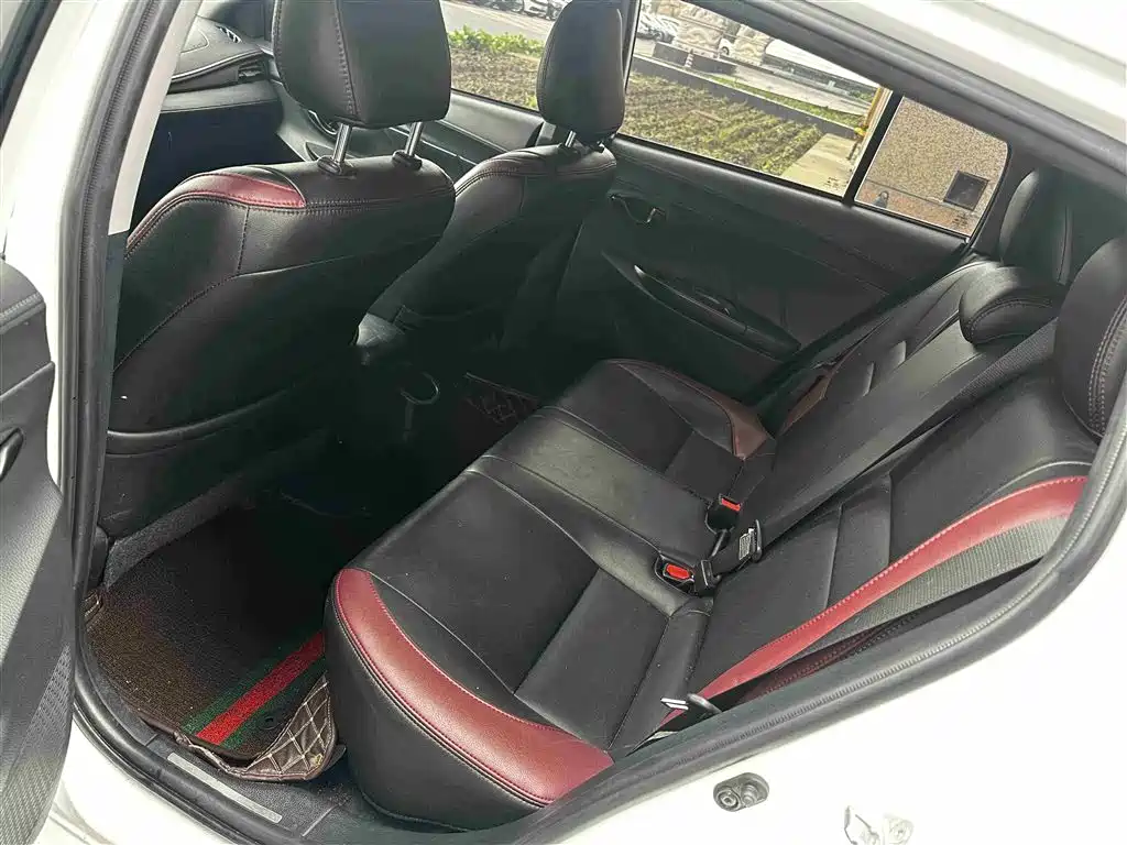 Toyota YARiS L Zhi Xuan 2021 Zhi Xuan X 1.5L CVT Leading Edition фото 4