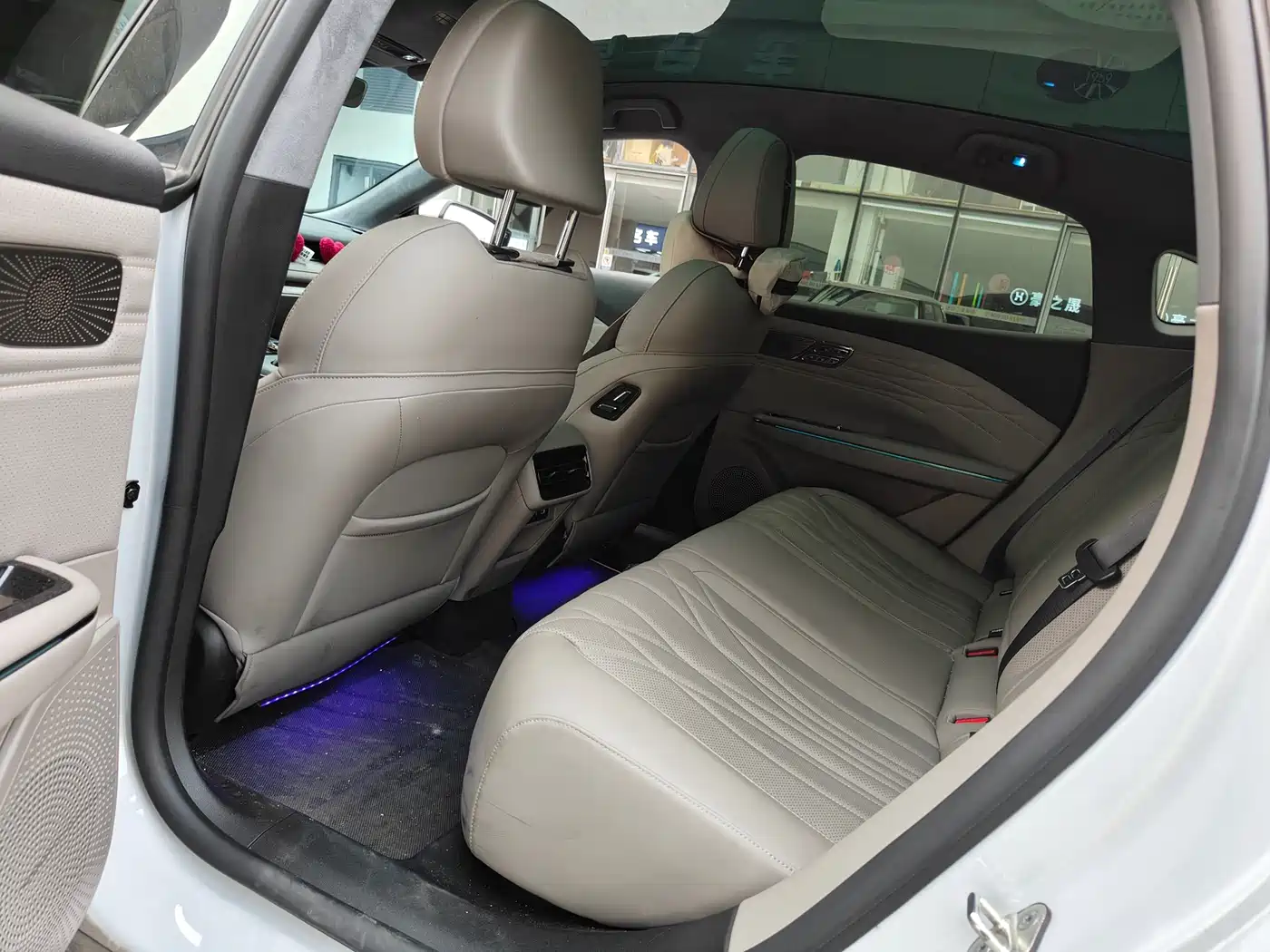 GEELY GALAXY GALAXY SPARKLE 8