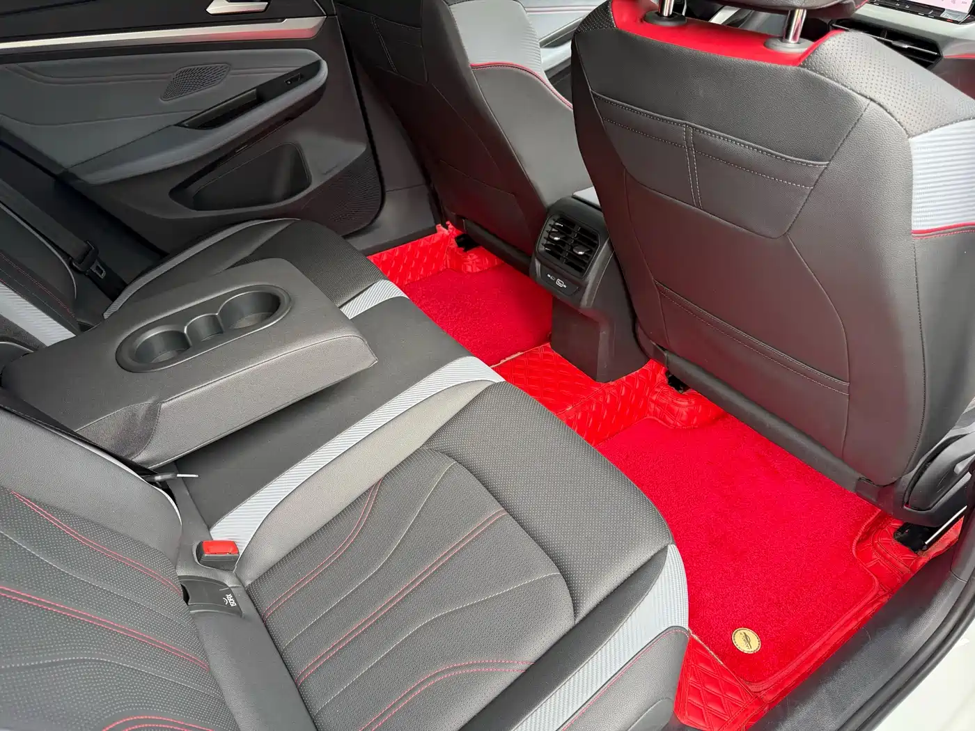 Volkswagen Lamando 2024 Lamando L 280TSI DSG Stylish Edition фото 22
