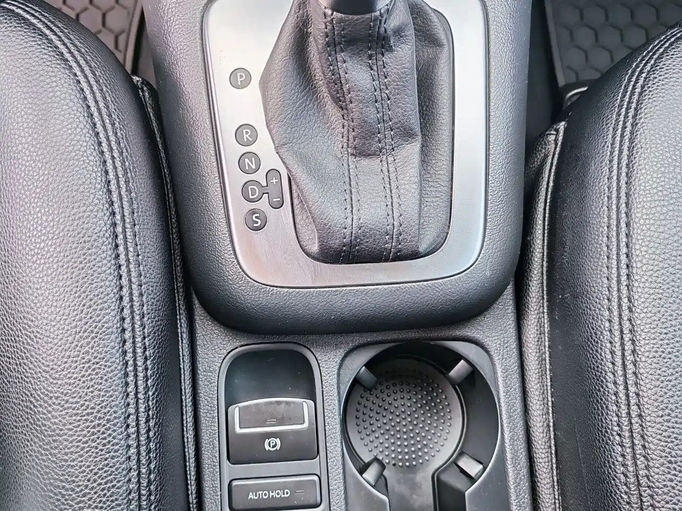 Volkswagen Tiguan 2015 1.8TSI Automatic 2WD Trendline фото 11