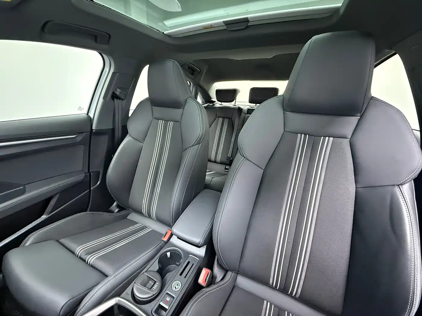 Audi A3 2023 A3L Limousine 35 TFSI Fashion Sport фото 10