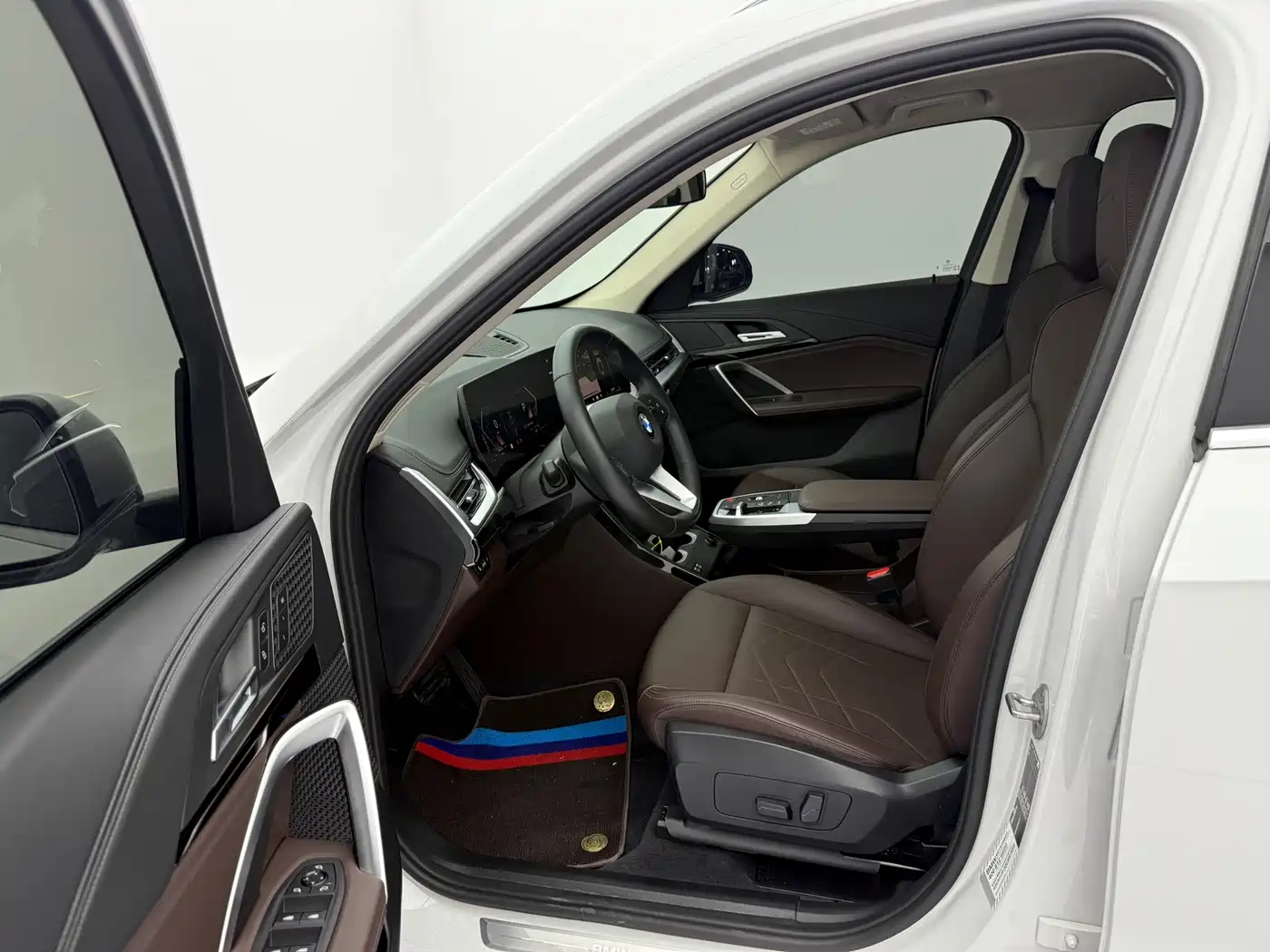 BMW X1 2023 sDrive20Li X Design Package фото 22