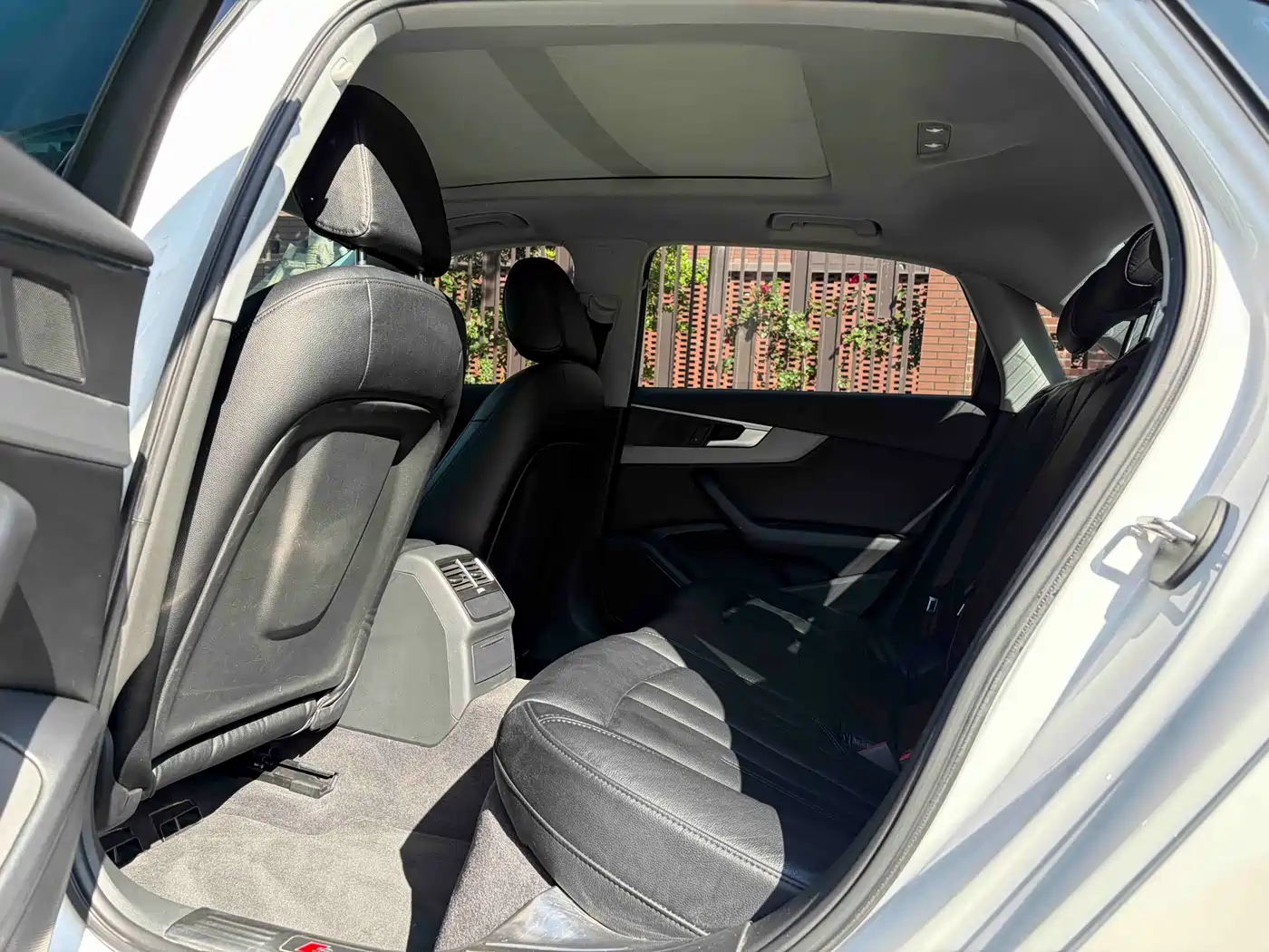 Audi A4L 2018 30th Anniversary 40 TFSI Progressive фото 15
