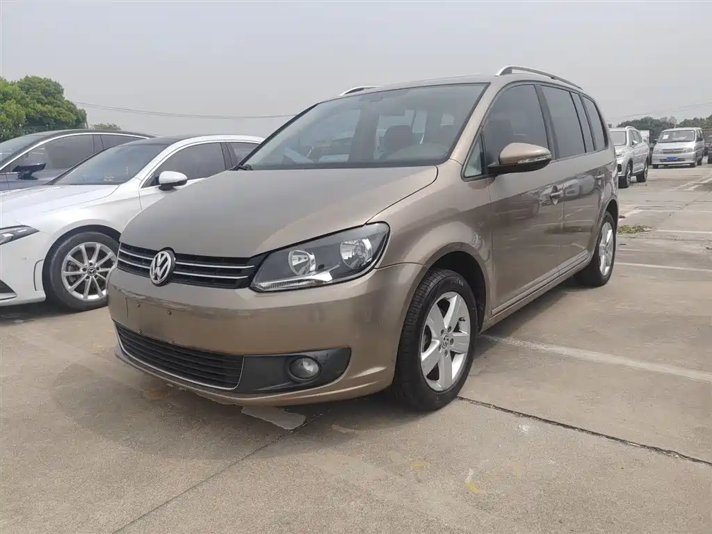 Volkswagen Touran 2015 1.4T DSG Comfort Edition 5-seater