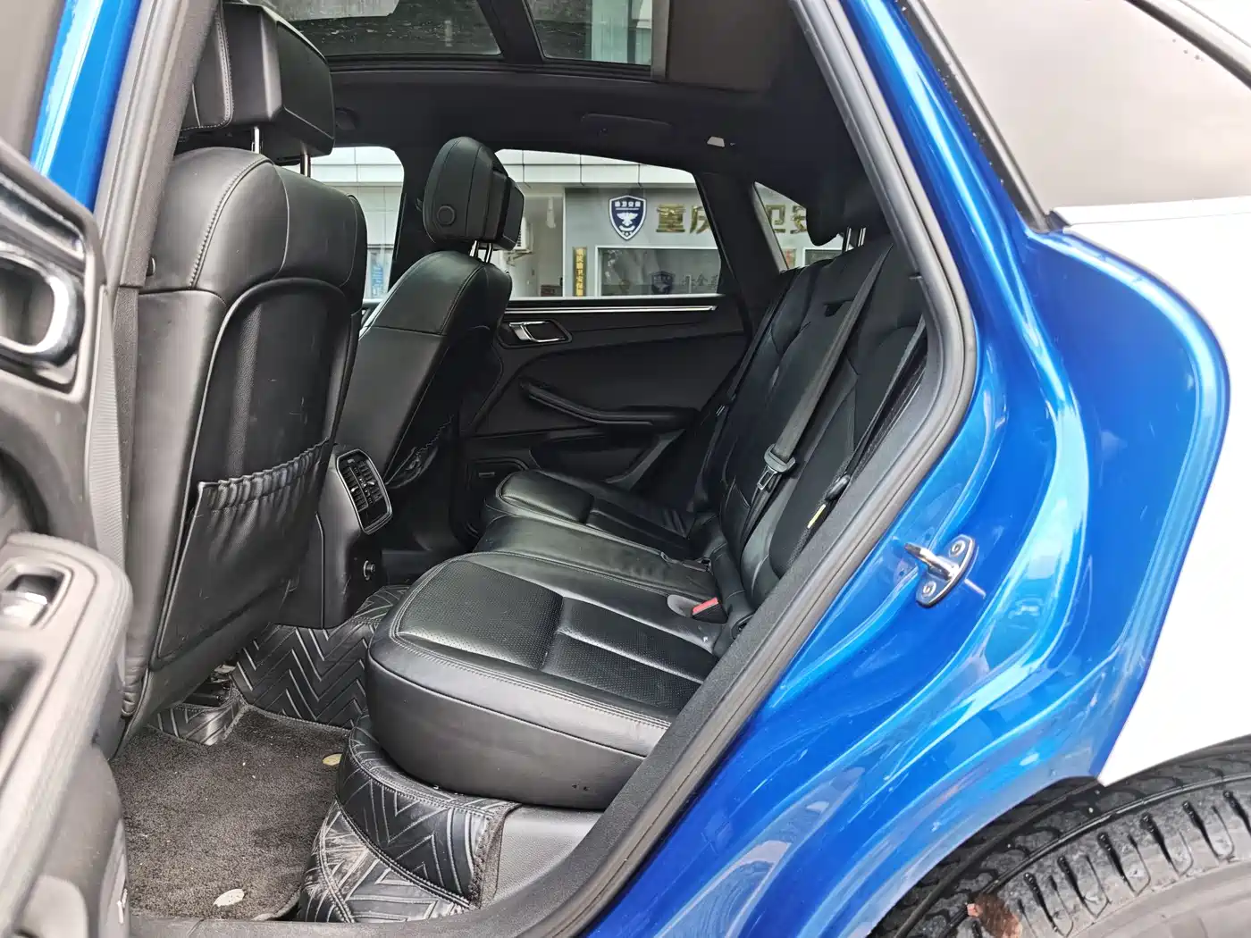 Porsche Macan 2016 Macan 2.0T фото 11