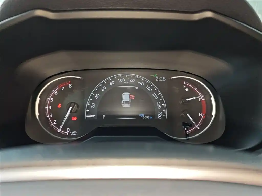 Toyota RAV4 Rongfang 2022 2.0L CVT 2WD Trend Edition фото 12