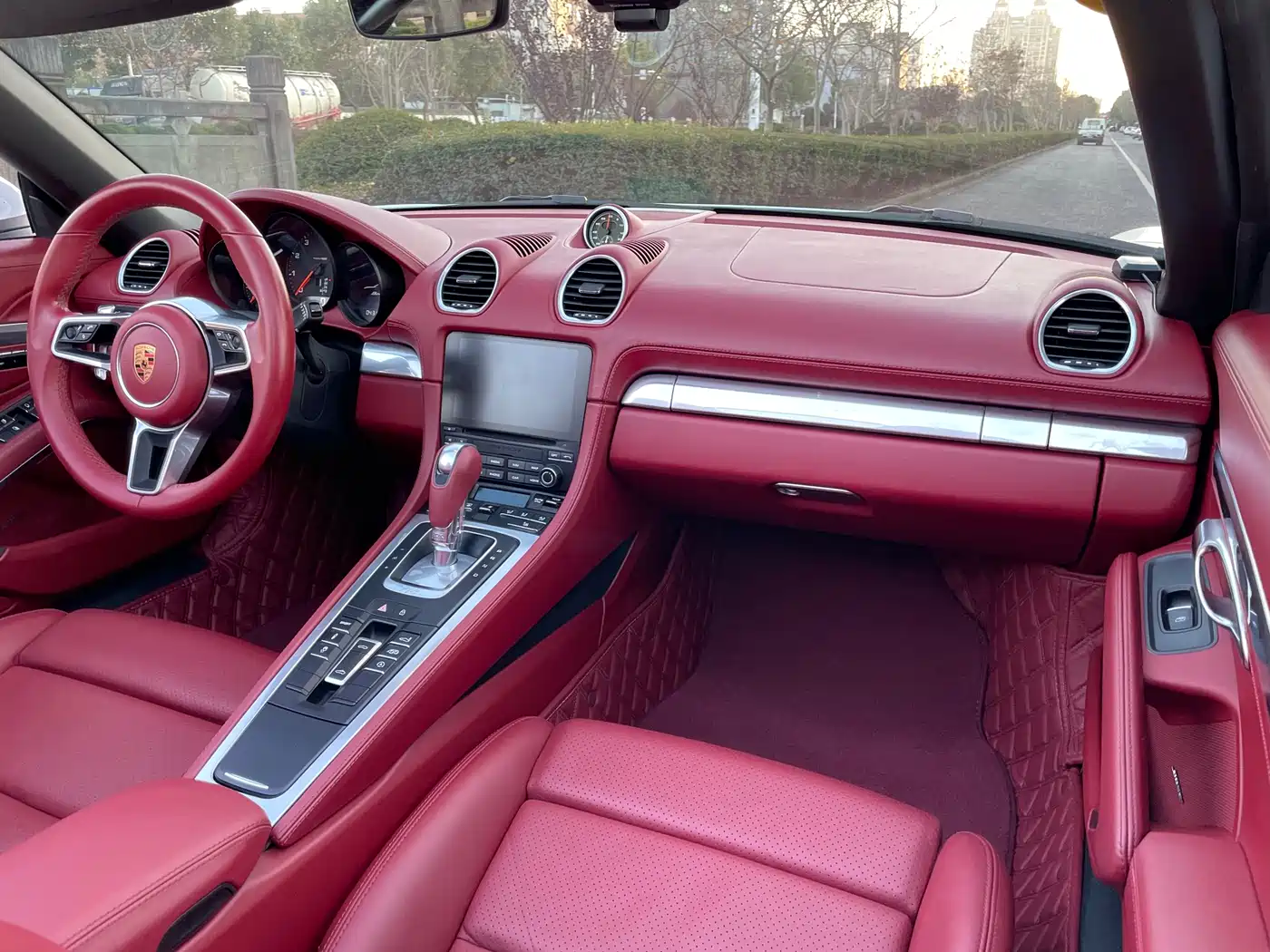 Porsche 718 2018 Boxster 2.0T фото 9
