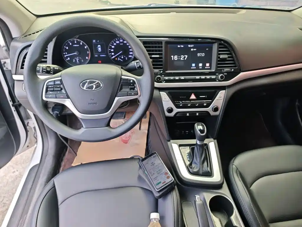 HYUNDAI LEAD