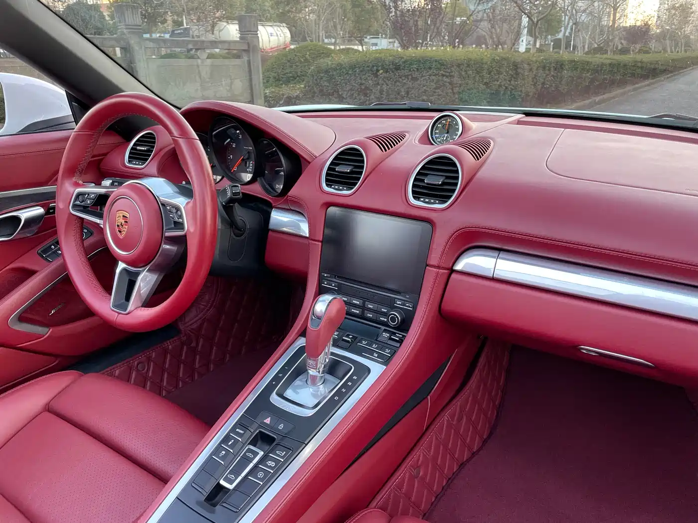 Porsche 718 2018 Boxster 2.0T фото 11